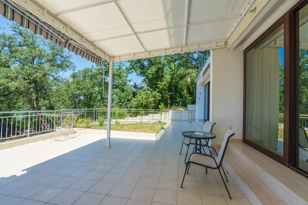 Apartment Superseaview Сутоморе Экстерьер фото